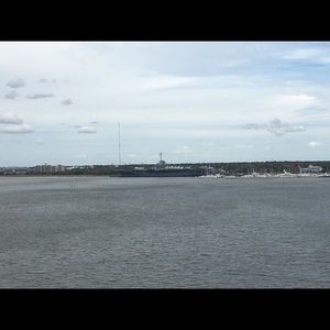 Meet your Posher, Avery